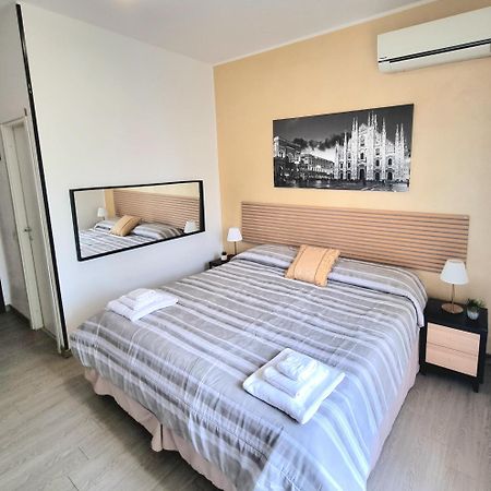 B&B Italo House Opera Extérieur photo