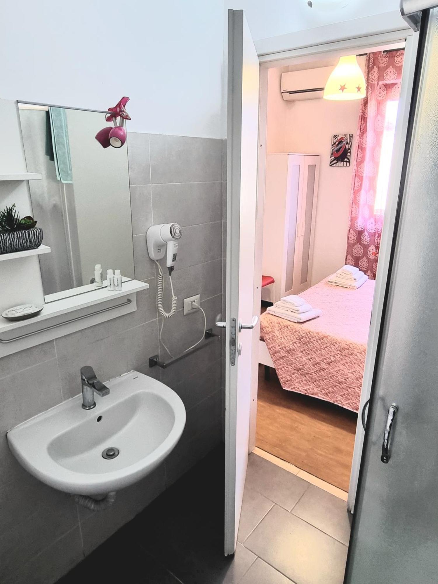 B&B Italo House Opera Chambre photo